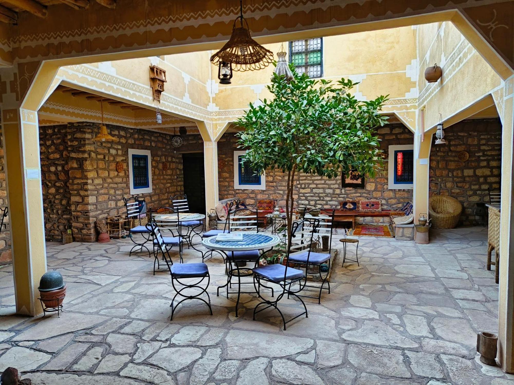 Kasbah Imini Restaurant & Hotel Amerzgane Exterior photo